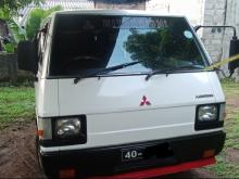 Mitsubishi L300 1984 Van