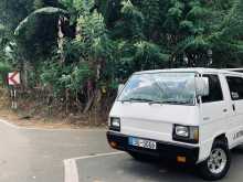 Mitsubishi L300 1984 Van