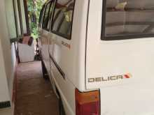 Mitsubishi L300 1985 Van