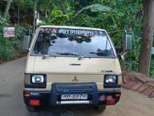 Mitsubishi L300 1985 Van