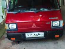 Mitsubishi L300 1985 Van