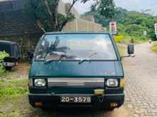 Mitsubishi L300 1985 Van