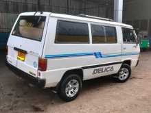 Mitsubishi L300 1985 Van
