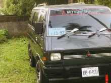Mitsubishi L300 1985 Van
