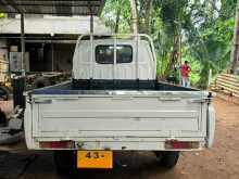 https://riyasewana.com/uploads/mitsubishi-l300-1985-2315500412204.jpg