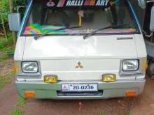 Mitsubishi L300 1985 Van