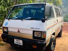 Mitsubishi L300 1985 Van
