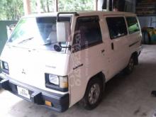 Mitsubishi L300 1985 Van