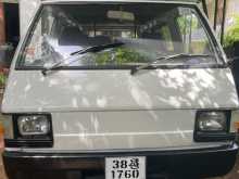Mitsubishi L300 1986 Van