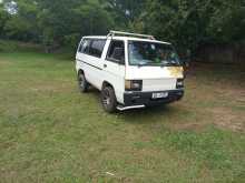 Mitsubishi L300 1986 Van