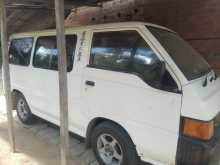 Mitsubishi L300 1986 Van