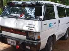 Mitsubishi L300 1986 Van