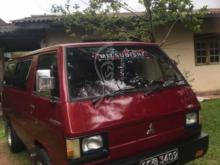 Mitsubishi L300 1986 Van