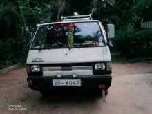 Mitsubishi L300 1986 Van