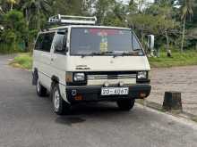 Mitsubishi L300 1986 Van