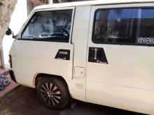 Mitsubishi L300 1986 Van