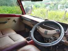 Mitsubishi L300 1986 Van