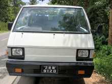 Mitsubishi L300 1986 Van