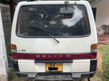 Mitsubishi L300 1987 Van