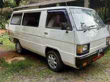 Mitsubishi L300 1987 Van