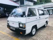 Mitsubishi L300 1987 Van