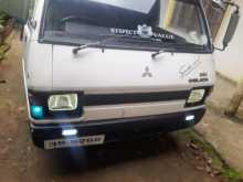 Mitsubishi L300 1988 Van