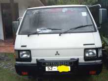 Mitsubishi L300 1988 Van