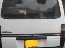 Mitsubishi L300 1989 Van