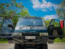 Mitsubishi L300 1992 Van