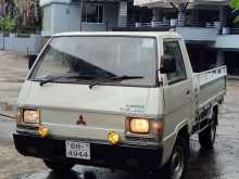 https://riyasewana.com/uploads/mitsubishi-l300-1998-181035394332.jpg