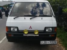 Mitsubishi L300 1999 Van