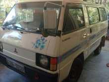 Mitsubishi L300 1986 Van