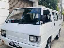 Mitsubishi L300 1980 Van