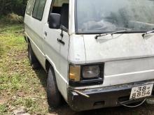 Mitsubishi L300 1989 Van