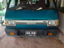 Mitsubishi L300 1997 Van