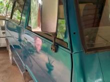 https://riyasewana.com/uploads/mitsubishi-l300-211447376386.jpg