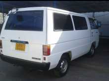 Mitsubishi L300 1984 Van