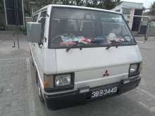 Mitsubishi L300 1980 Van