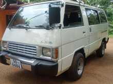 Mitsubishi L300 1984 Van