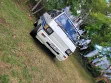 Mitsubishi L300 1982 Van