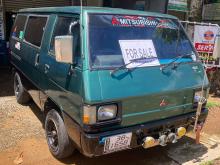 Mitsubishi L300 1980 Van