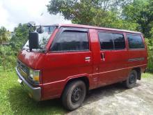 Mitsubishi L300 1986 Van