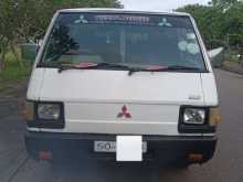 Mitsubishi L300 1984 Van