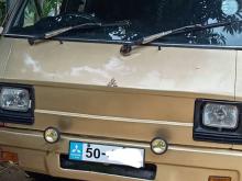 Mitsubishi L300 1984 Van