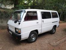 Mitsubishi L300 1981 Van