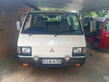 Mitsubishi L300 1984 Van
