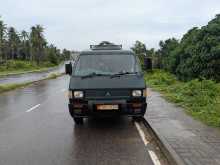 Mitsubishi L300 1983 Van
