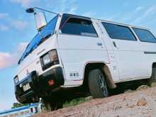 Mitsubishi L300 1985 Van