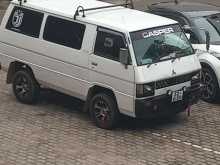 https://riyasewana.com/uploads/mitsubishi-l300-251346194242.jpg
