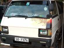 Mitsubishi L300 1986 Van
